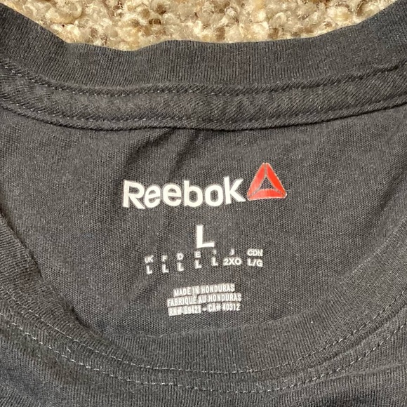 🟣 Reebok Black Soft Tee Shiny Graphic Sz Large - Picture 14 of 16